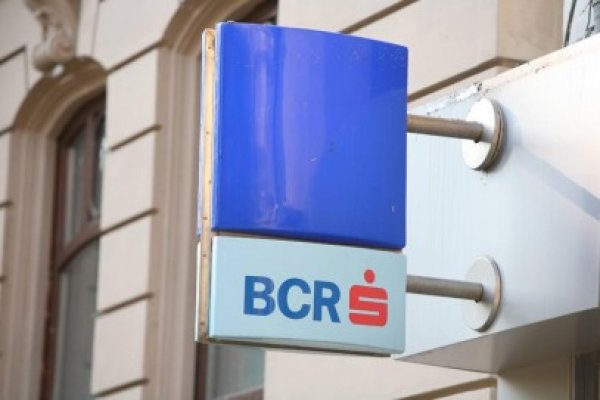 Unităţile BCR, închise sâmbătă şi duminică - vezi efecte